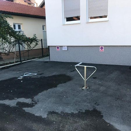 Flat Stan Mesa Selimovic Appartement Zivinice Buitenkant foto